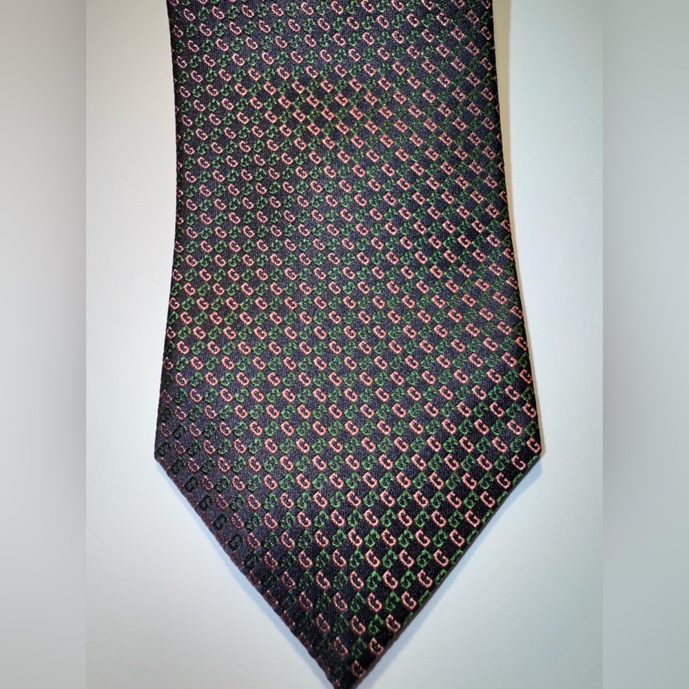 Gucci Silk Necktie Jacquard GG Monogram - Picture 10 of 10